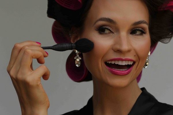 ÇOK YÖNLÜ VE ÇOK ÖZEL BİR FIRÇA: NARS YACHIYO KABUKI