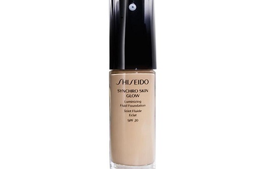 SHISEIDO SYNCHRO SKIN FONDÖTEN ALMAK İÇİN UZMANLARIN SÖYLEDİĞİ 10 NEDEN