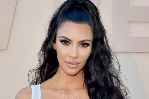 KIM KARDASHIAN MAKYAJINDA HANGİ ÜRÜNLER KULLANILDI?