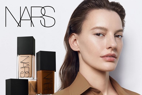 NARS LIGHT REFLECTING FONDÖTENİ NEDEN SEVİYORUZ?