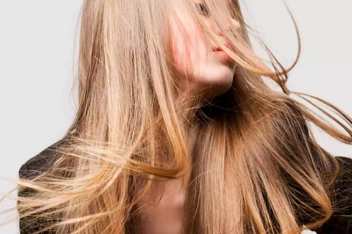 SAÇ MASKESİ NE KADAR SIK KULLANILMALI? OLAPLEX’TEN UZMAN İPUÇLARI