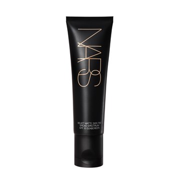 NARS - VELVET MATTE SKIN TINT SPF30 - Cilde Kadife Matlığı Veren Hafif Renklendirici