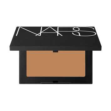 NARS - SOFT VELVET PRESSED POWDER - Cilt Dokusunu Pürüzsüzleştiren Çok Amaçlı Pudra