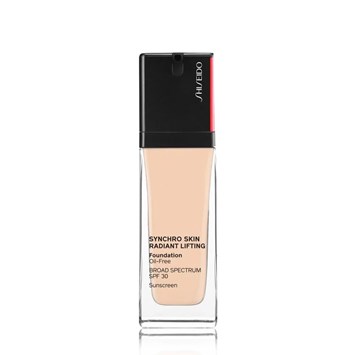 SHISEIDO - SYNCHRO SKIN RADIANT LIFTING FOUNDATION SPF30 - Lifting Etkili Işıltı Veren Fondöten