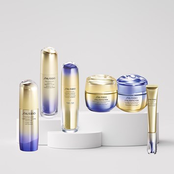SHISEIDO - VITAL PERFECTION COMPLETE UPLIFTING & FIRMING SET - Retinol İçeren & Sıkılaştıran & Toparlayan Cilt Bakım Seti