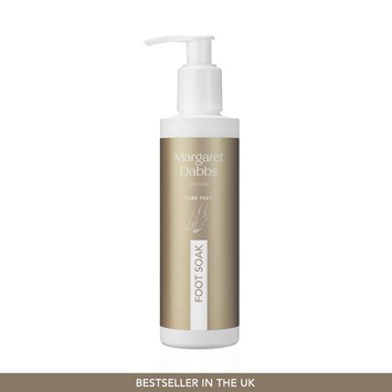 MARGARET DABBS LONDON - PURE REVIVING FOOT SOAK - Canlandırıcı Sıvı Ayak Yıkama Jeli