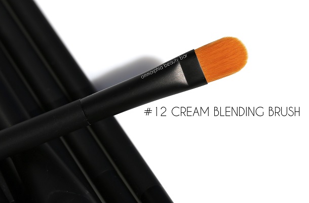 Nars #12  Blending Brush
