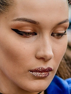 Bella Hadid Eyeliner