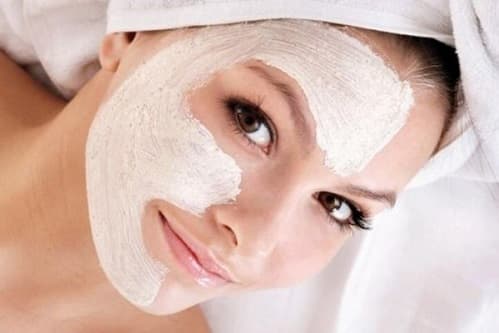 YÜZ BAKIM MASKESİ NASIL UYGULANMALI? HANGİ CİLT TİPİNE HANGİ MASKE?