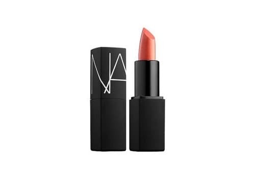 ÜNLÜ MAKYAJ ARTİSTLERİNİN YENİ TUTKUSU: NARS ORGASM RUJ