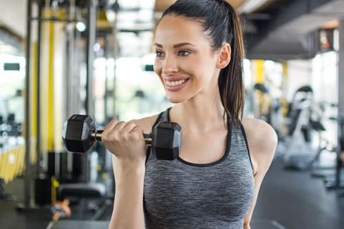 SPOR YAPARKEN KULLANABİLECEĞİNİZ MAKYAJ VE CİLT BAKIM ÜRÜNLERİ NELERDİR?