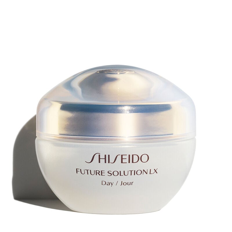 Future Solution Lx Yaşlanmanın Tüm Etkilerine Karşı Çok Fonksiyonlu Lüks Gündüz Kremi SPF20